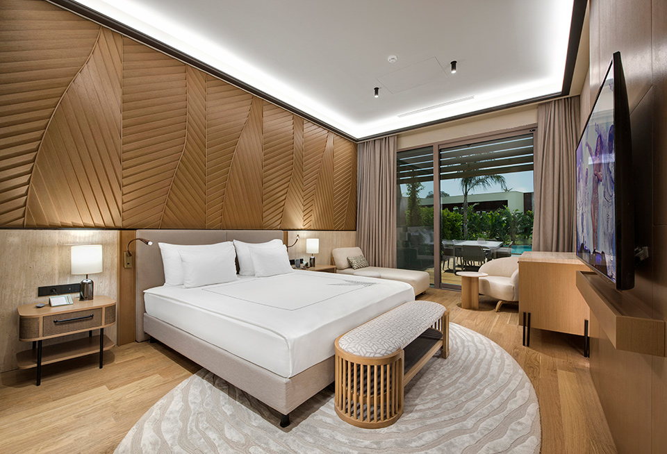 Regnumcarya Amberlagoonvilla Bedroom 08 Slider 1