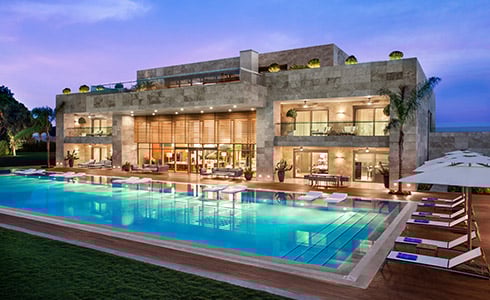 Regnumcarya Crown Villa General View 02 Card