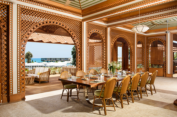 REGNUM THE CROWN RIVIERA(1) Card