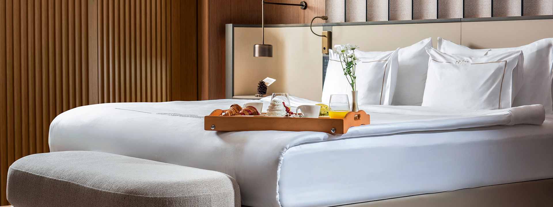 REGNUM HOTELS Room Service Banner