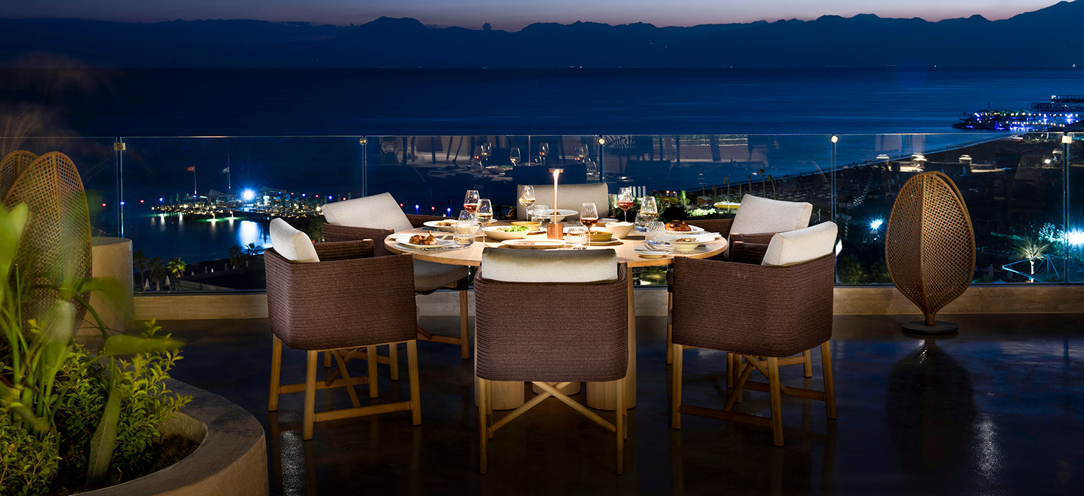 REGNUM THE CROWN NUAGE 04 Slider