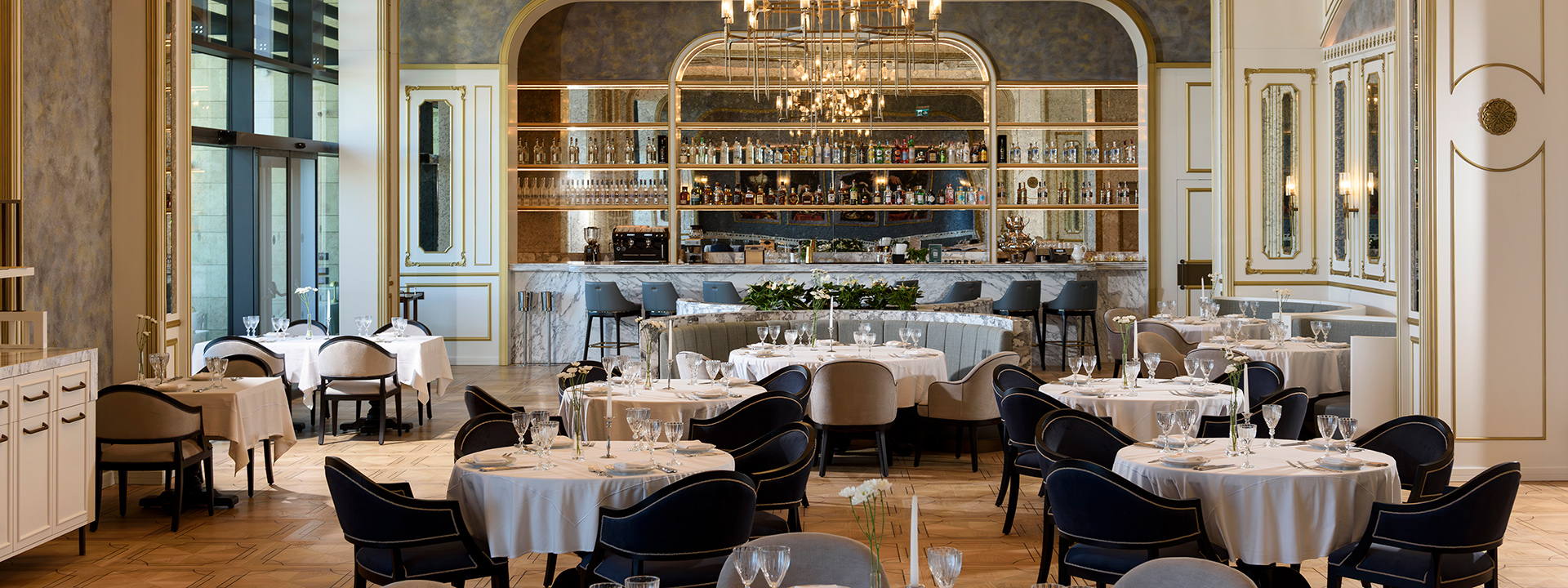 REGNUM THE CROWN EVA 05 Banner